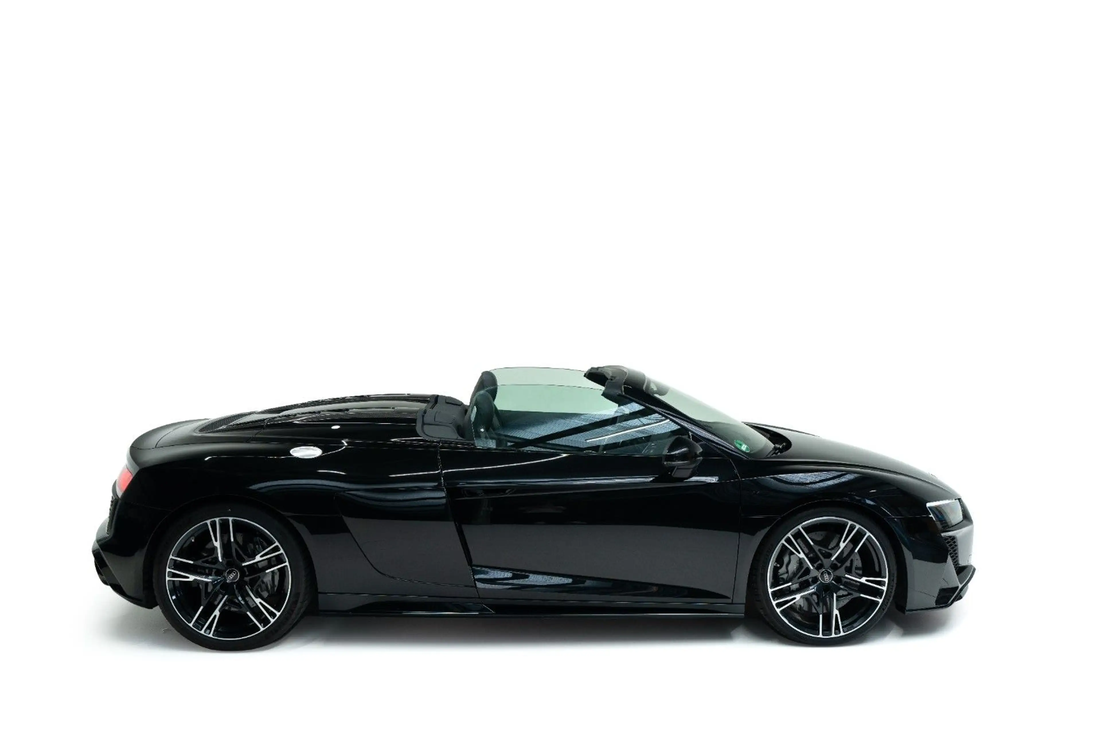 Audi R8 5.2 FSI Performance S Tronic Spyder RWD — photo 6