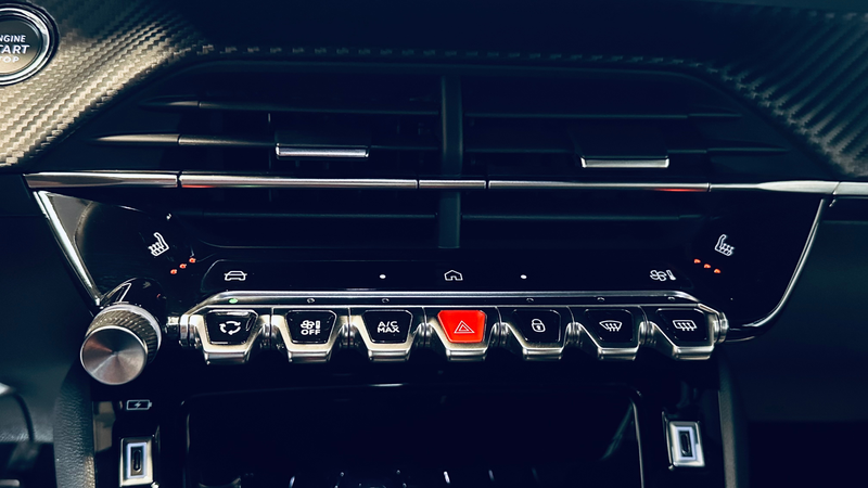 Peugeot 2008 1.2 Turbo *33.023km*BLACK EDIT PDC CAMERA CARPLAY NAVI CLIM CRUISE LIM — photo 13