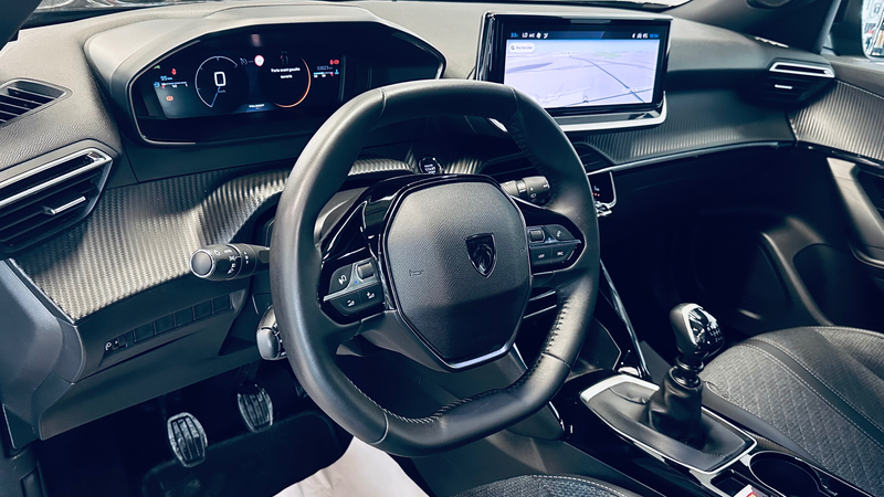 Peugeot 2008 1.2 Turbo *33.023km*BLACK EDIT PDC CAMERA CARPLAY NAVI CLIM CRUISE LIM — photo 8