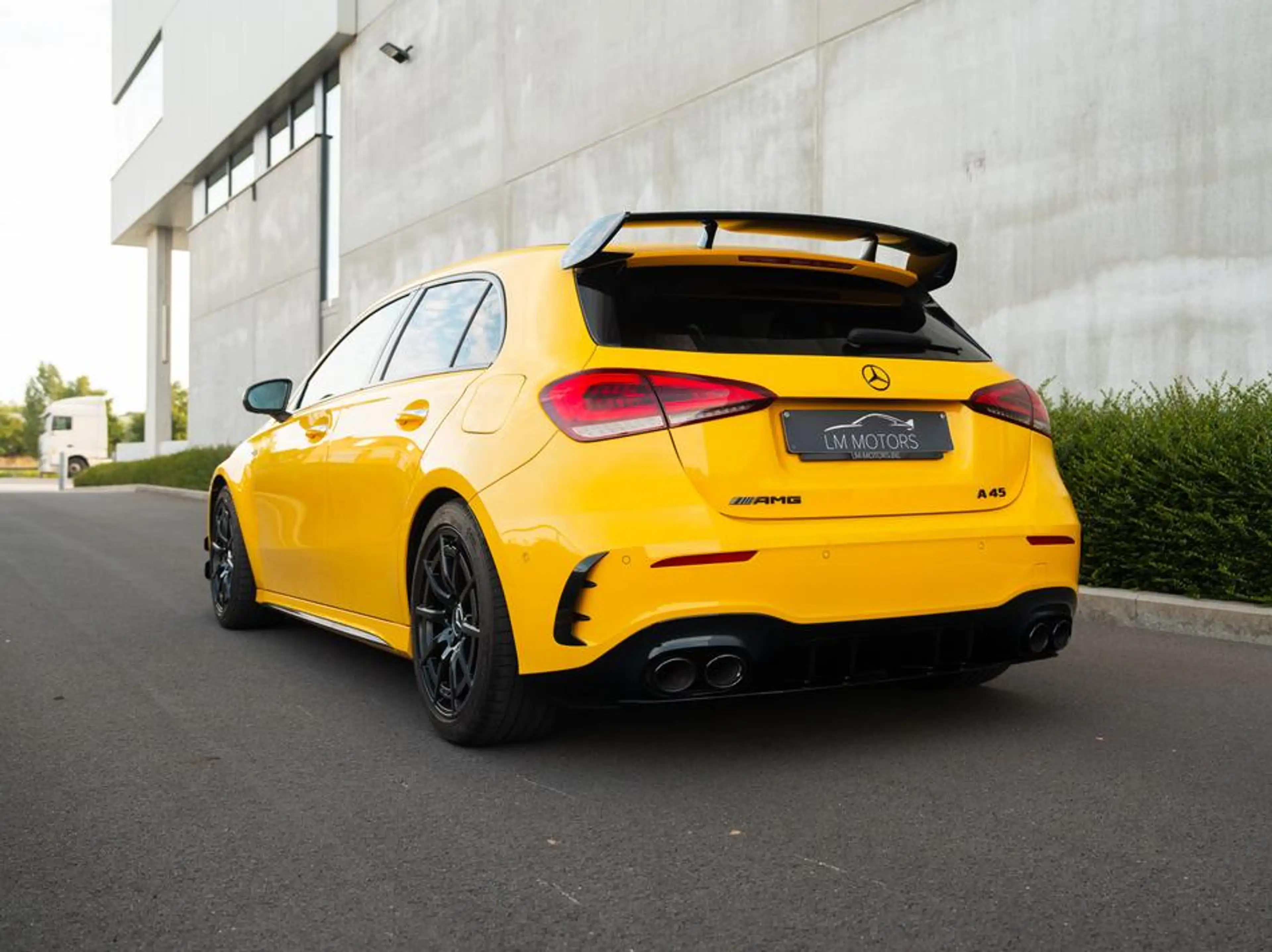 Mercedes-Benz A 45 AMG A 45 AMG 4-Matic **Performance Seats** EXHAUST — photo 10