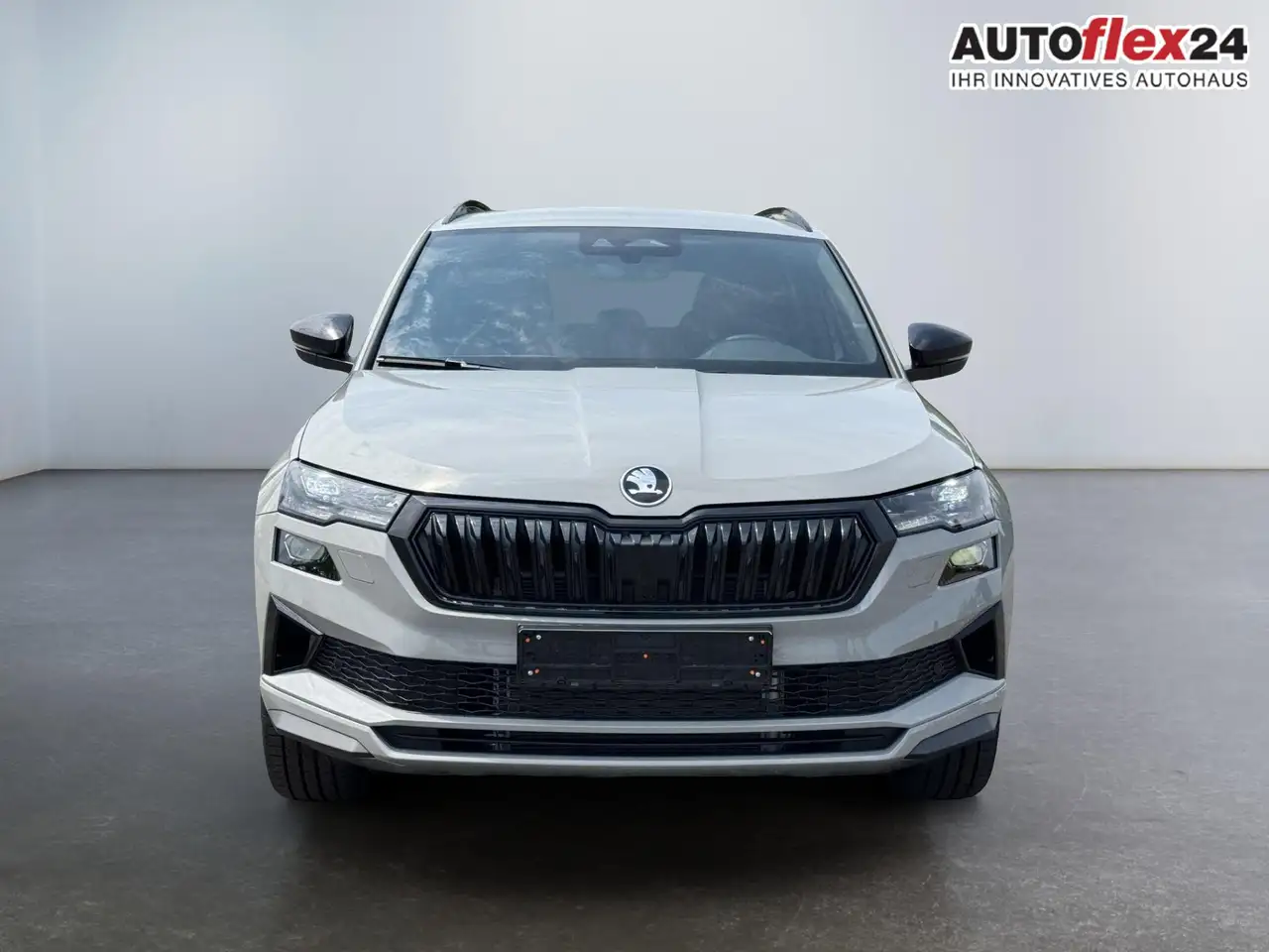 Skoda Karoq Sportline 1,5 TSI DSG 2ZKlimaautomatik Canton A..., миниатюра 3
