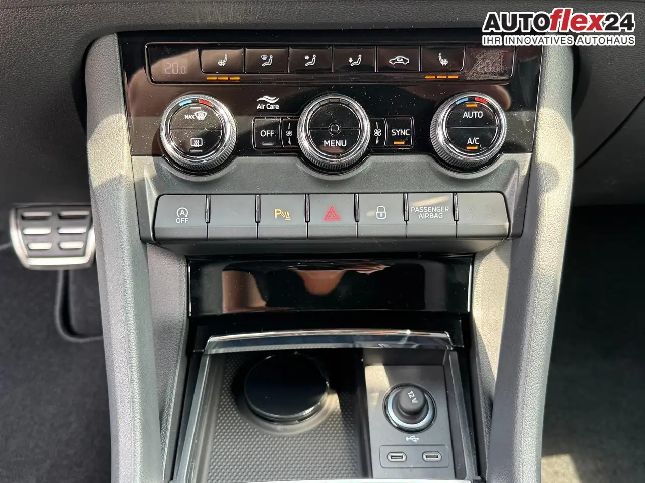 Skoda Karoq Sportline 1,5 TSI DSG 2ZKlimaautomatik Canton A..., миниатюра 18