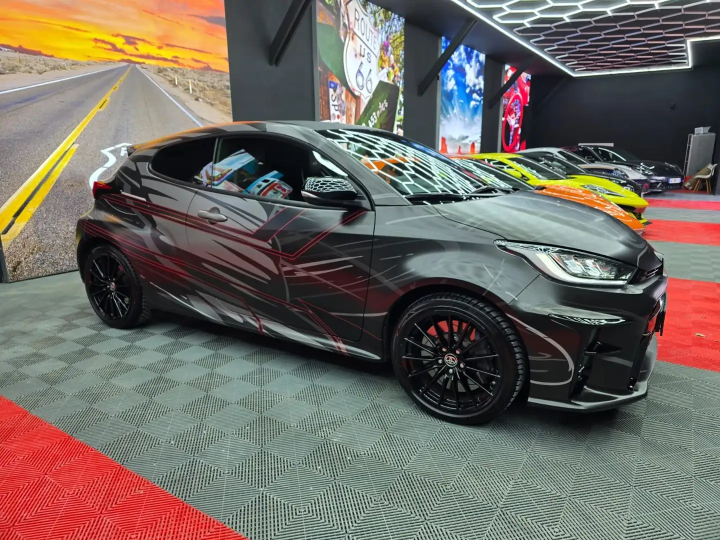 Toyota Yaris GR Gri - 2