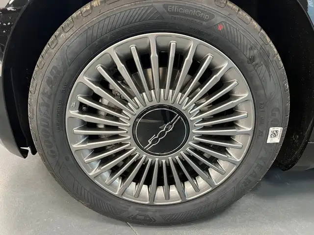 Fiat 500 view 7