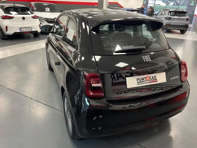 Fiat 500 view 6