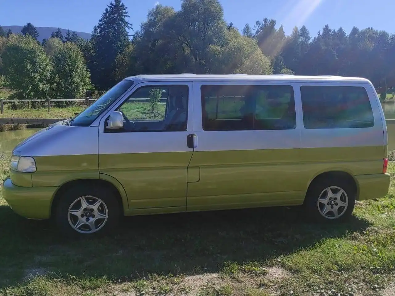 Volkswagen T4 Multivan 2.5 TD 102CV 7 POSTI *GENERATION*WEBBASTO*TAVOLINO*LETTO*, foto 3