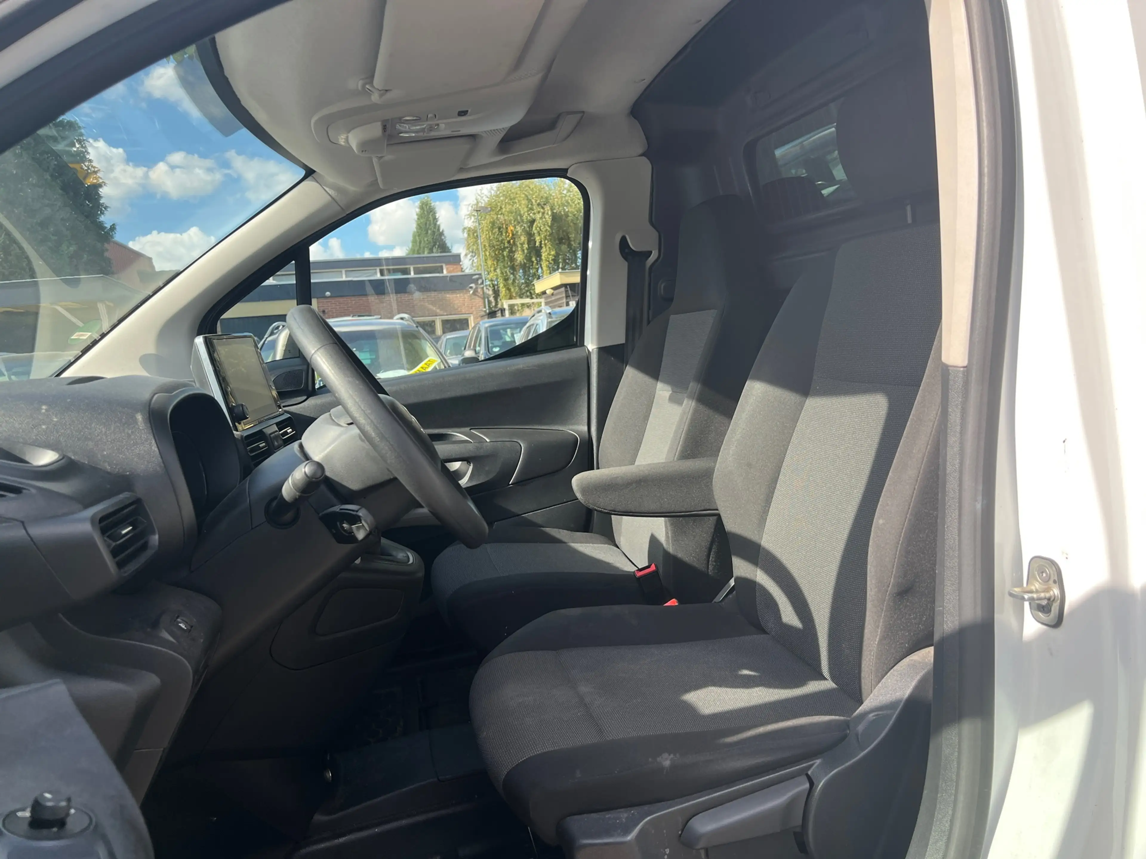 Citroen Berlingo 1.5 BlueHDI *CARPLAY|BULLBAR — photo 8
