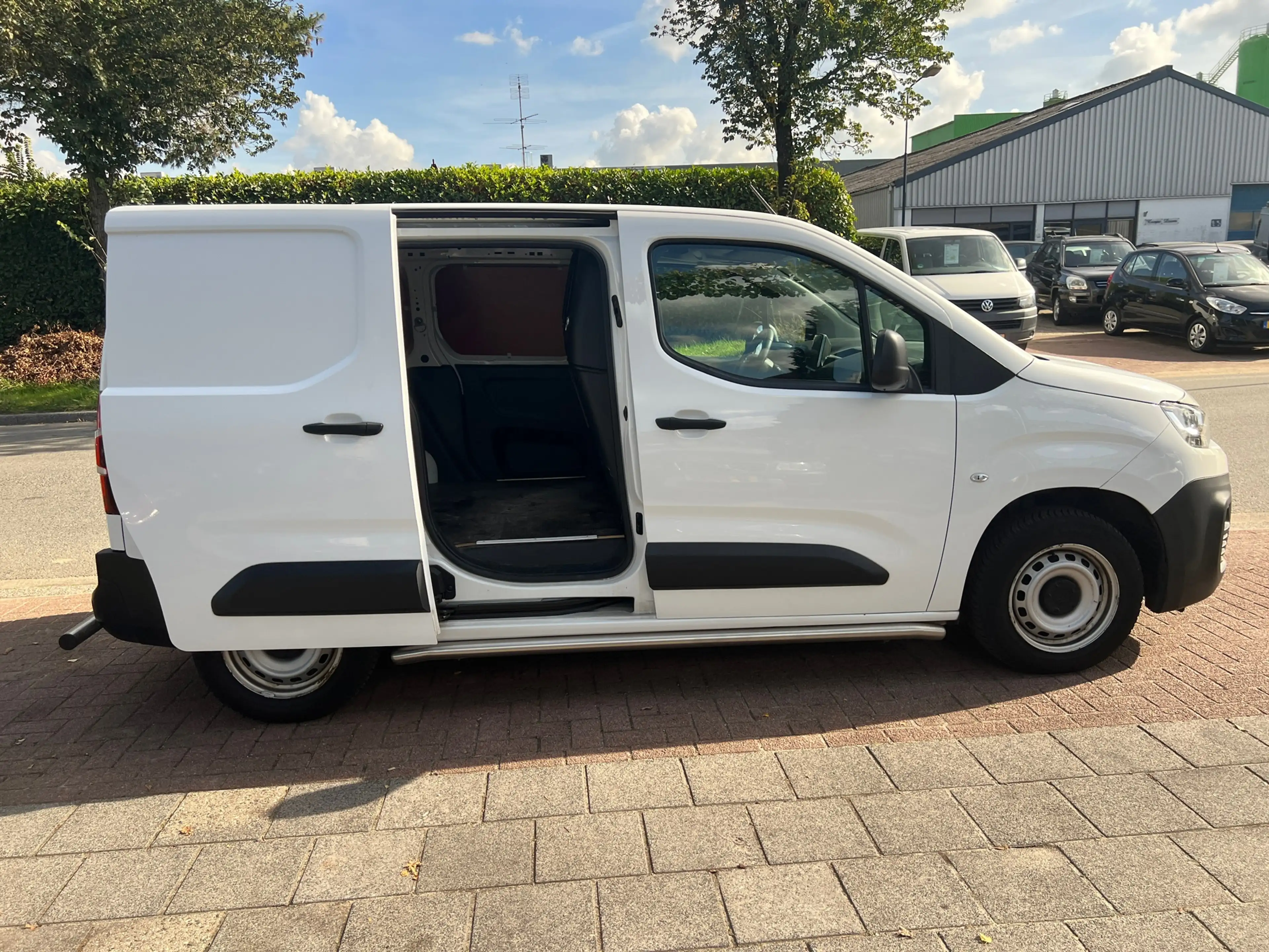 Citroen Berlingo 1.5 BlueHDI *CARPLAY|BULLBAR — photo 3