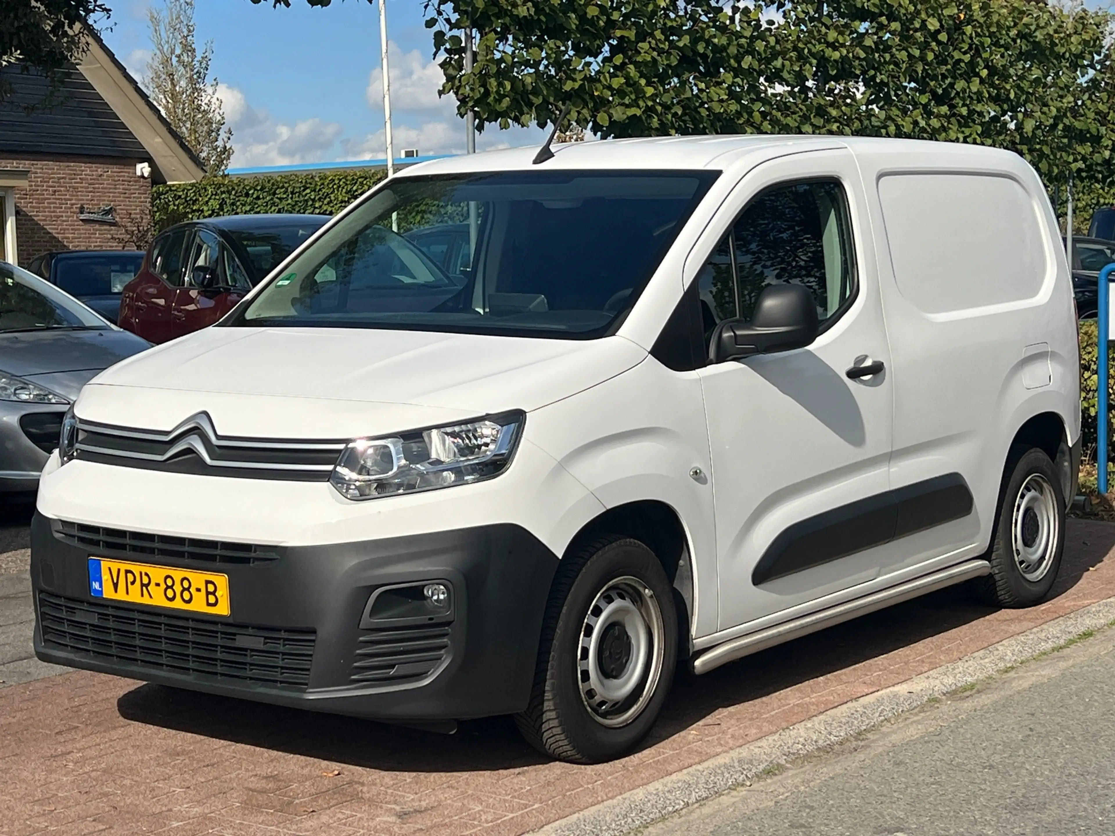 Citroen Berlingo 1.5 BlueHDI *CARPLAY|BULLBAR — photo 2
