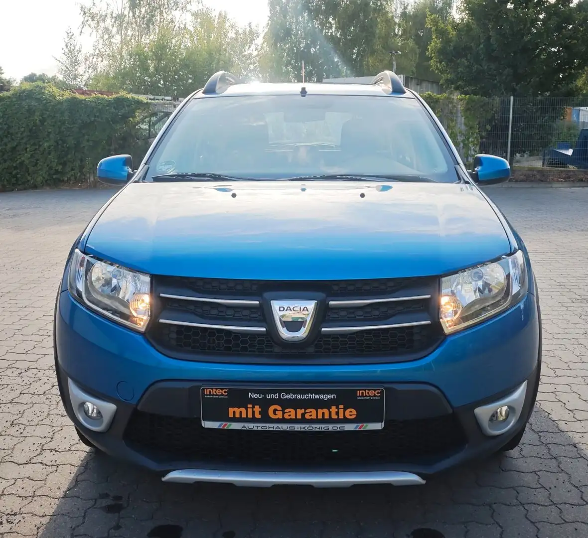 Dacia Sandero Stepway*1.Hand*Navi*Klima*Tempomat* Bleu - 2