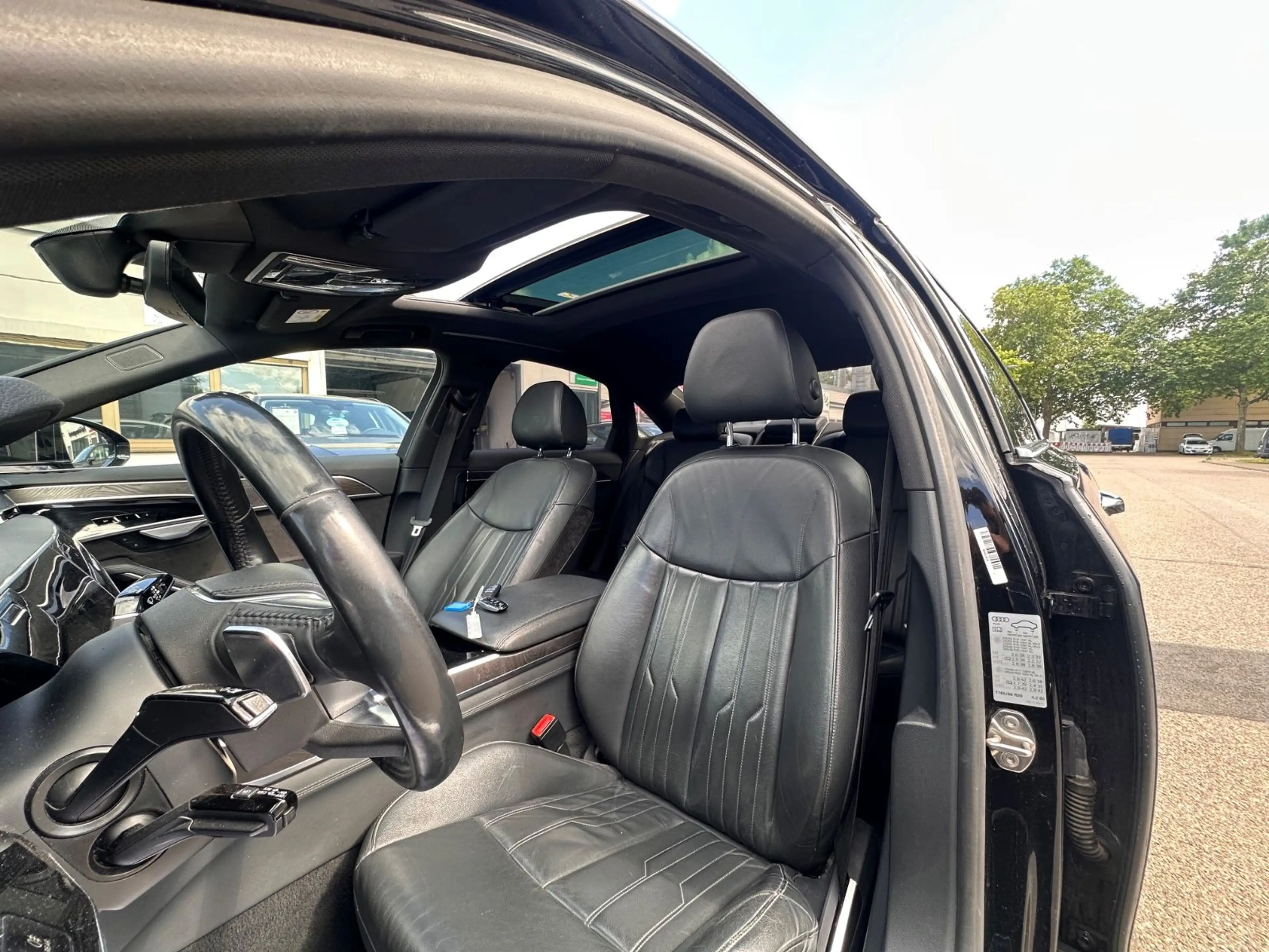 Audi A8 50 TDI Quattro Pano Luft Softclo B&O ACC 360° — photo 9