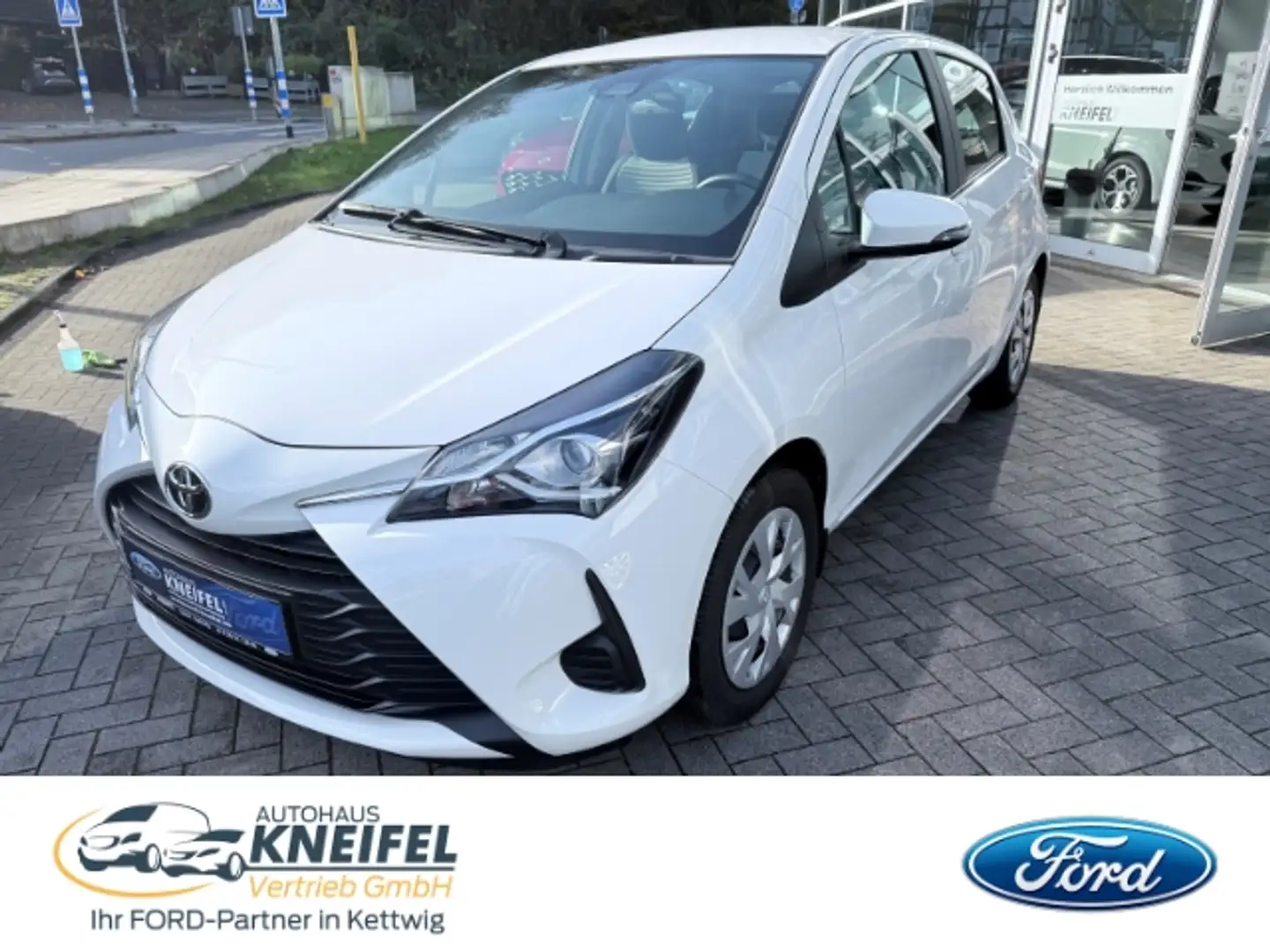 Toyota Yaris Comfort Rückfahrkamera Multif.Lenkrad Klimaanlage Bianco - 1
