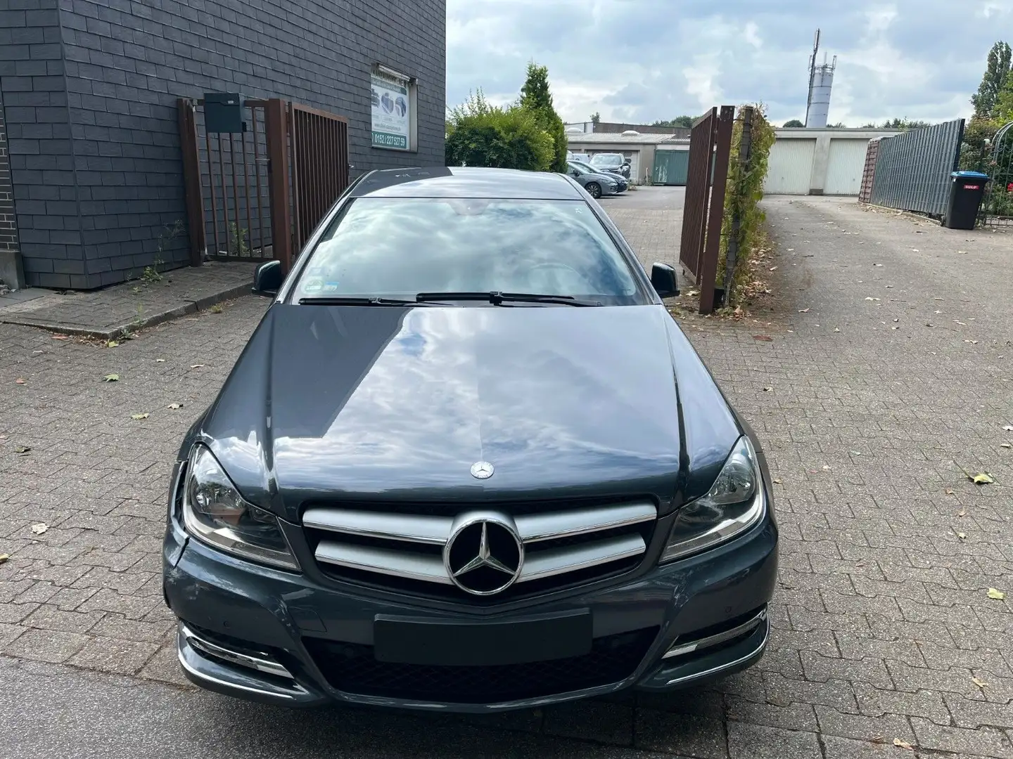 Mercedes-Benz C 220 C220 Coupe CDI BlueEfficiency AUT. NAVI SHZ PDC Gri - 2