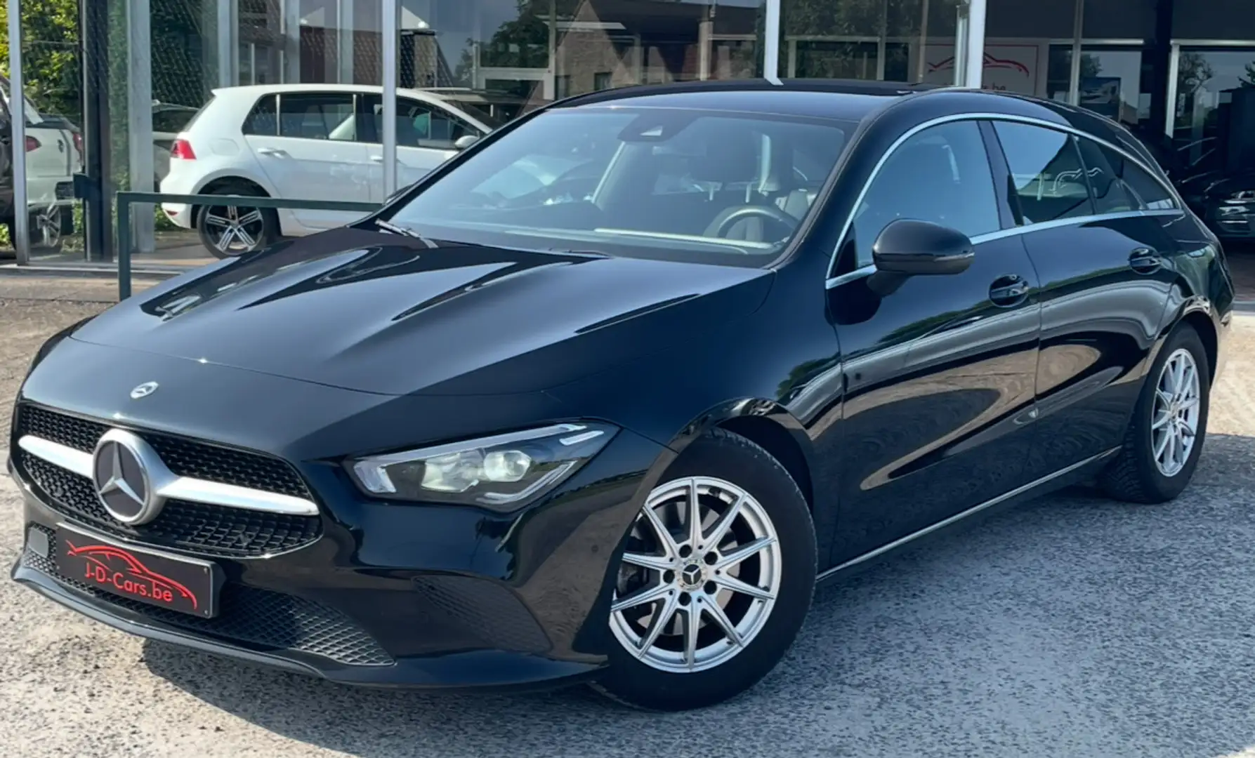 Mercedes-Benz CLA 180 d Shooting Brake 8G-DCT Business Edition Negro - 1