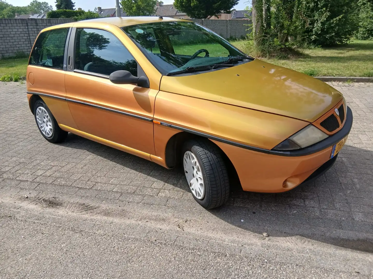 Lancia 1.2 LS Ypsilon Elefantino Amarillo - 2