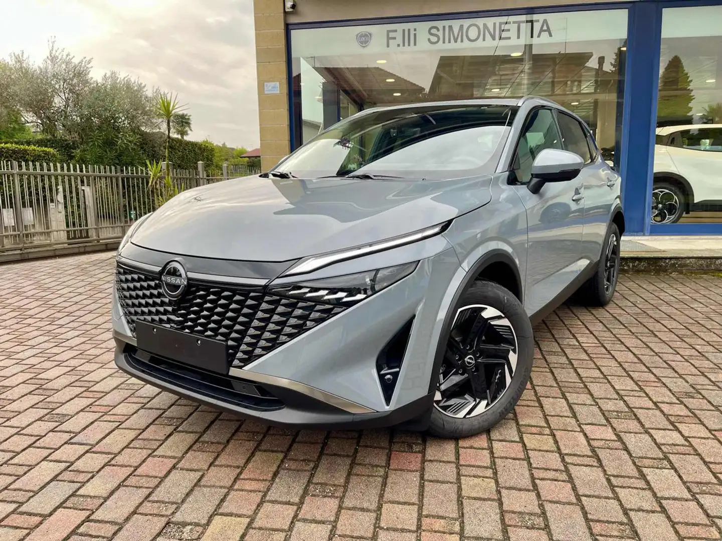 Nissan Qashqai MHEV 140 CV N-Connecta - NUOVA Grigio - 1