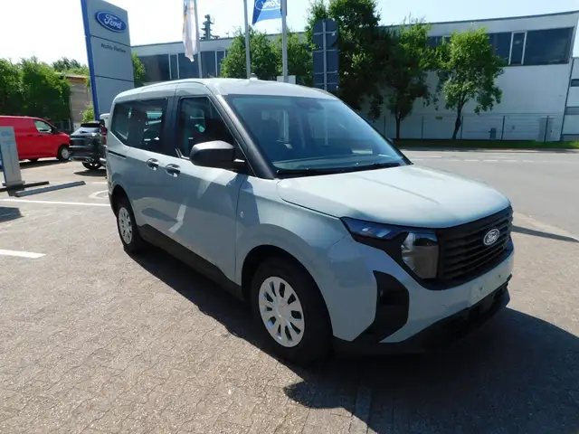 Ford Tourneo Courier Trend Automatik 5 J. Garantie