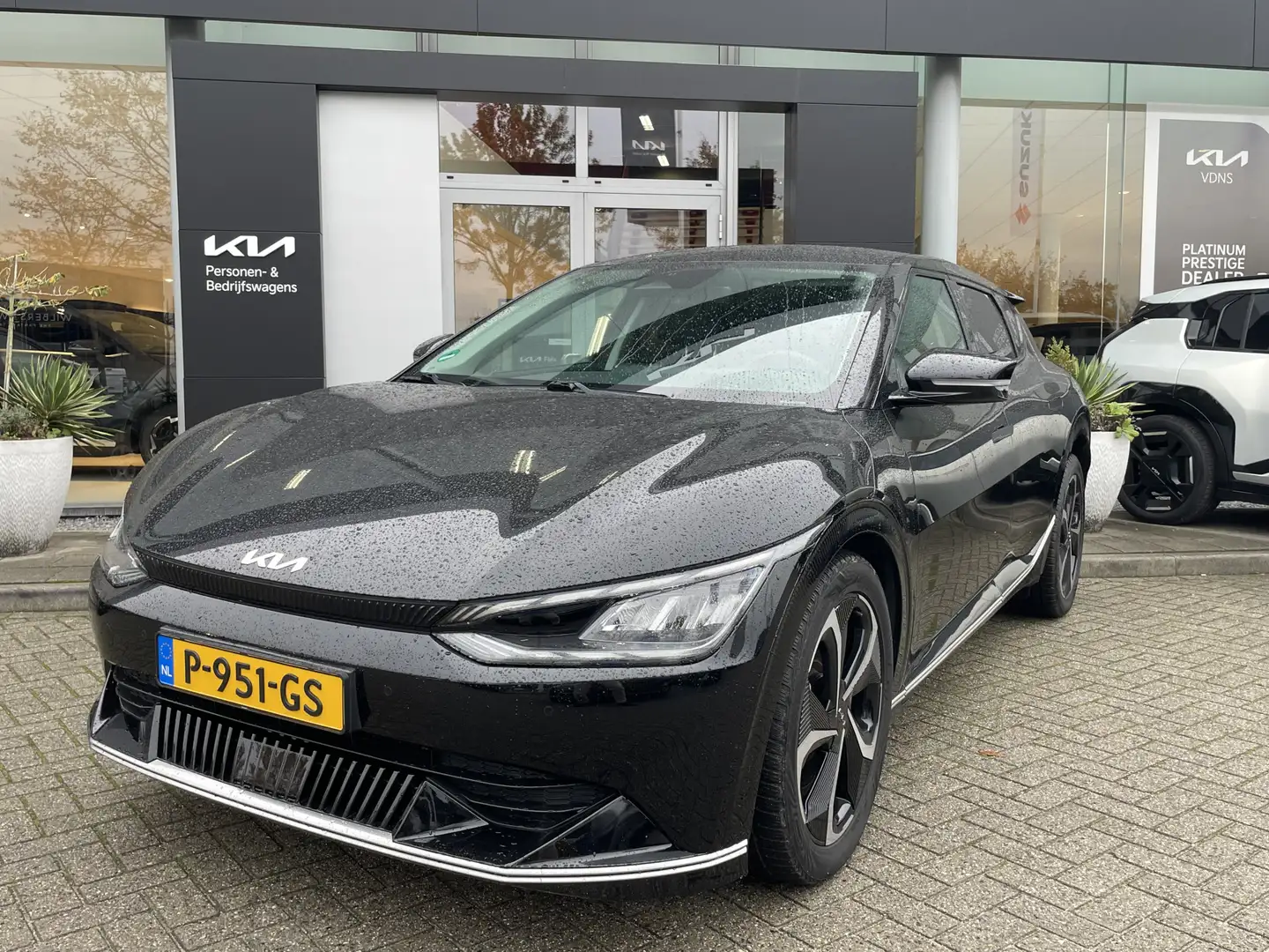 Kia EV6 Plus Advanced 77.4 kWh | Elektrische stoelen met g Noir - 2