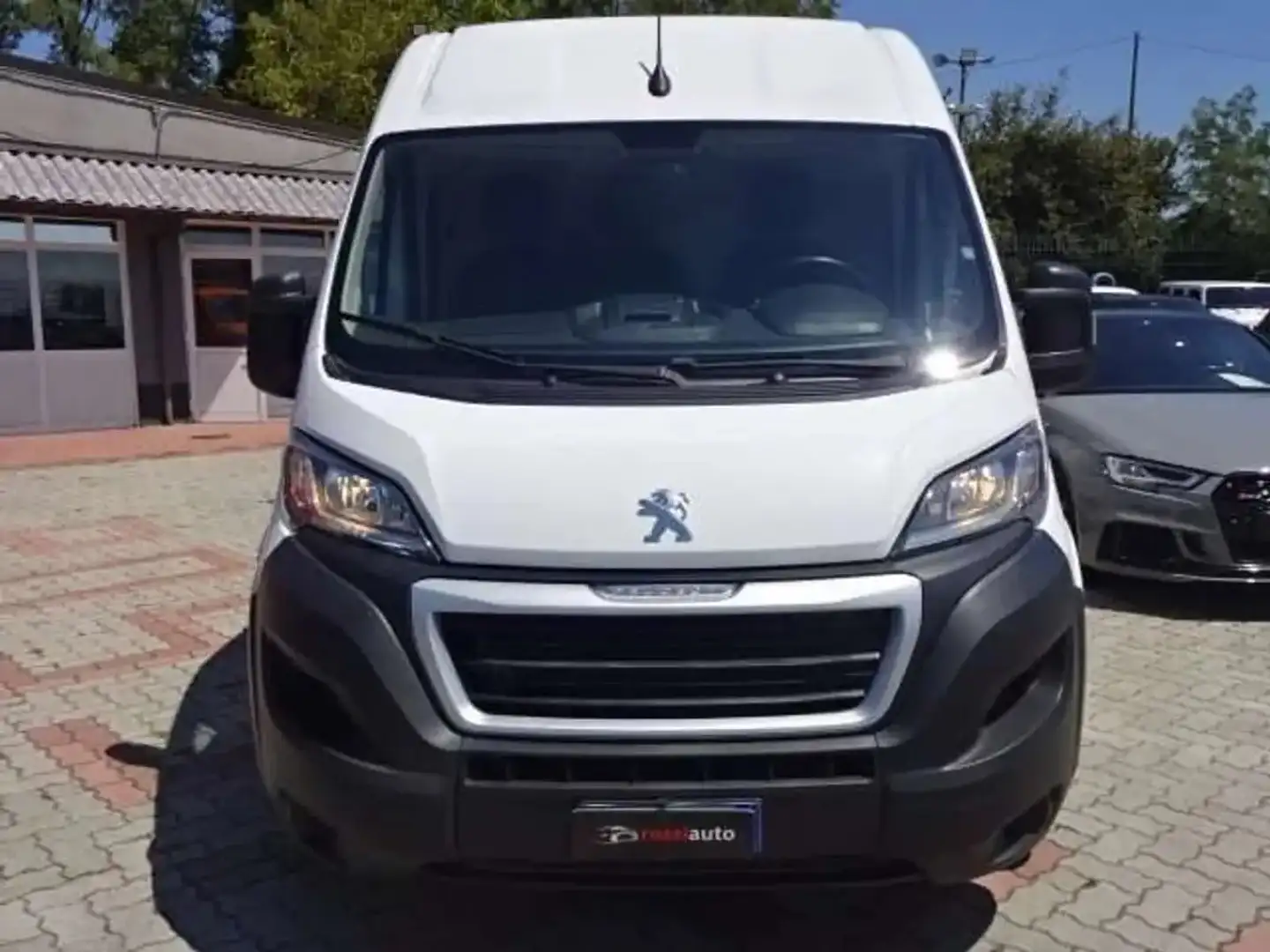 Peugeot Boxer 333 2.2 bluehdi 140cv S&S L2H2 Bianco - 2