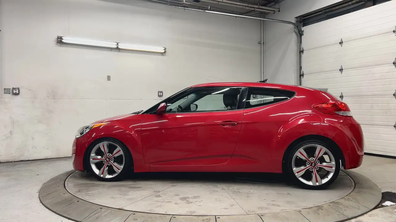 Hyundai VELOSTER снимка Hyundai VELOSTER