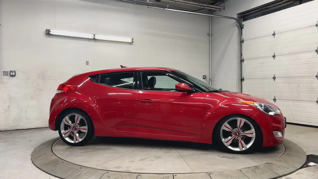 Hyundai VELOSTER снимка Hyundai VELOSTER