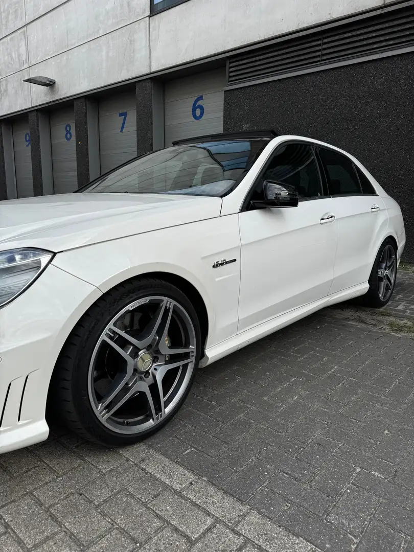 Mercedes-Benz E 63 AMG E 63 AMG Weiß - 2