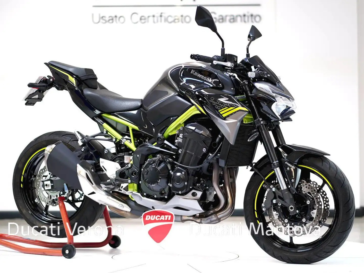 Kawasaki Z 900 Z 900 solo 9.504 km - scarico SC Project - 2