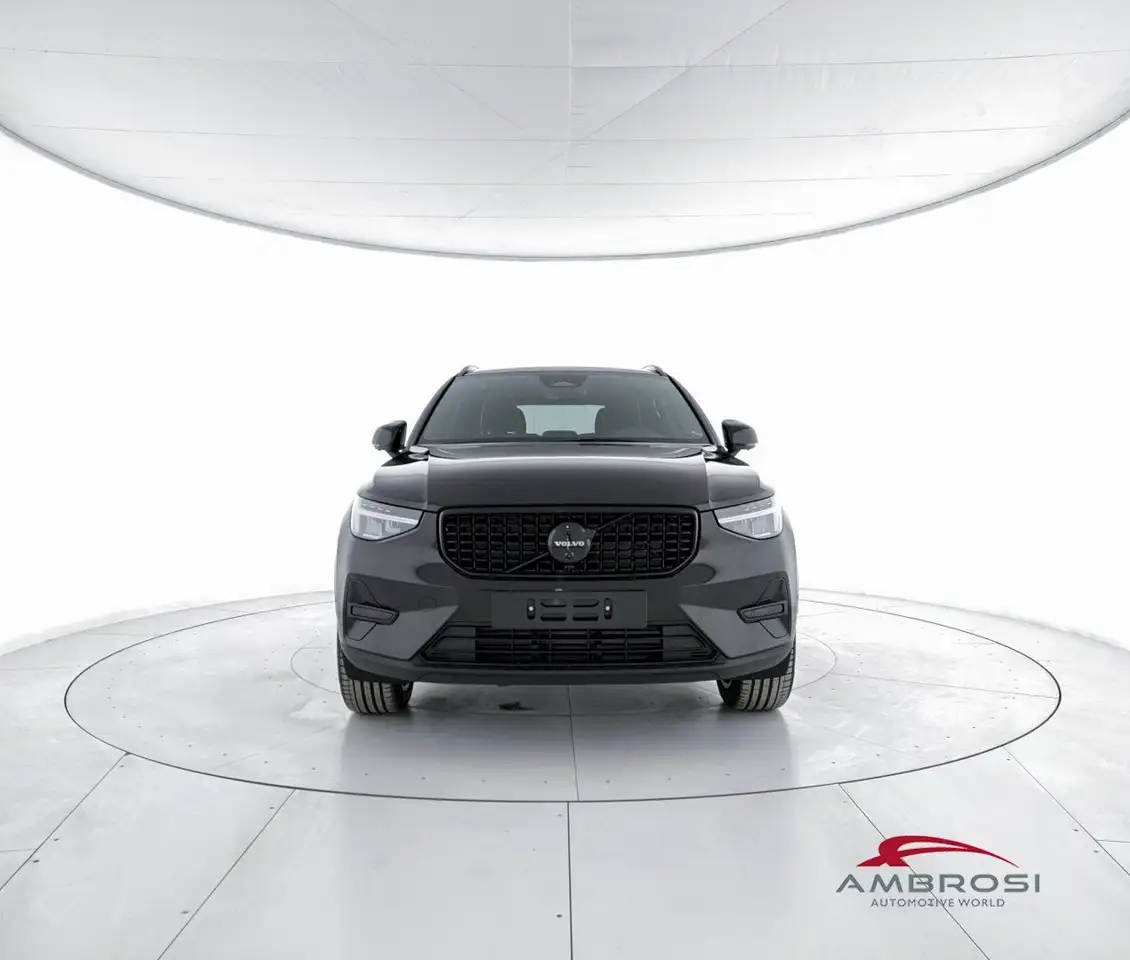Volvo XC40 2026