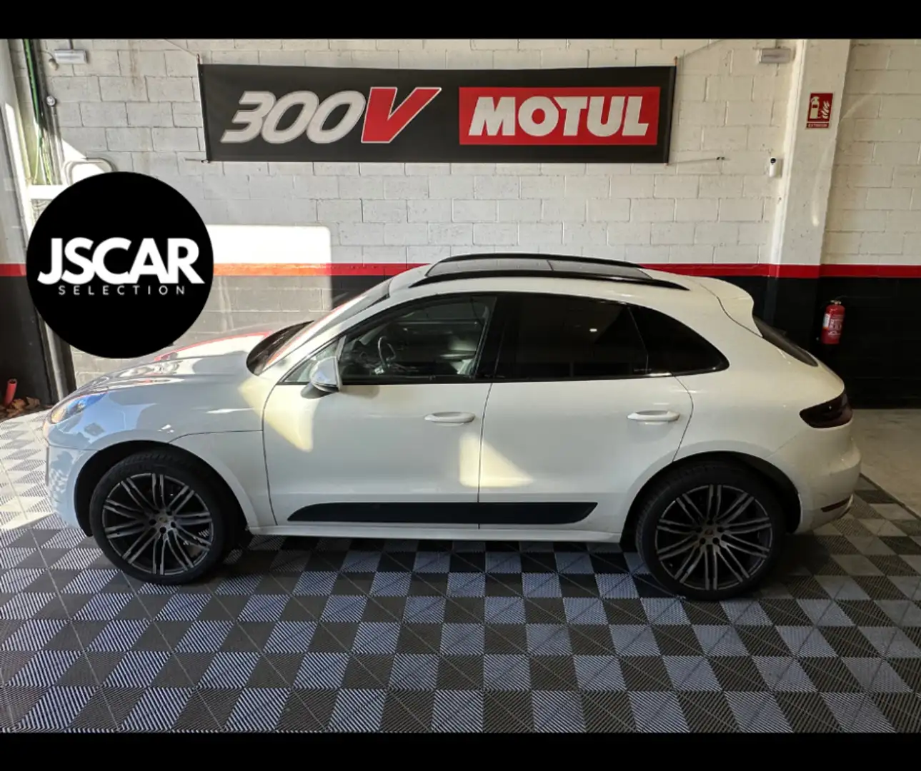 Porsche Macan Aut. Weiß - 2