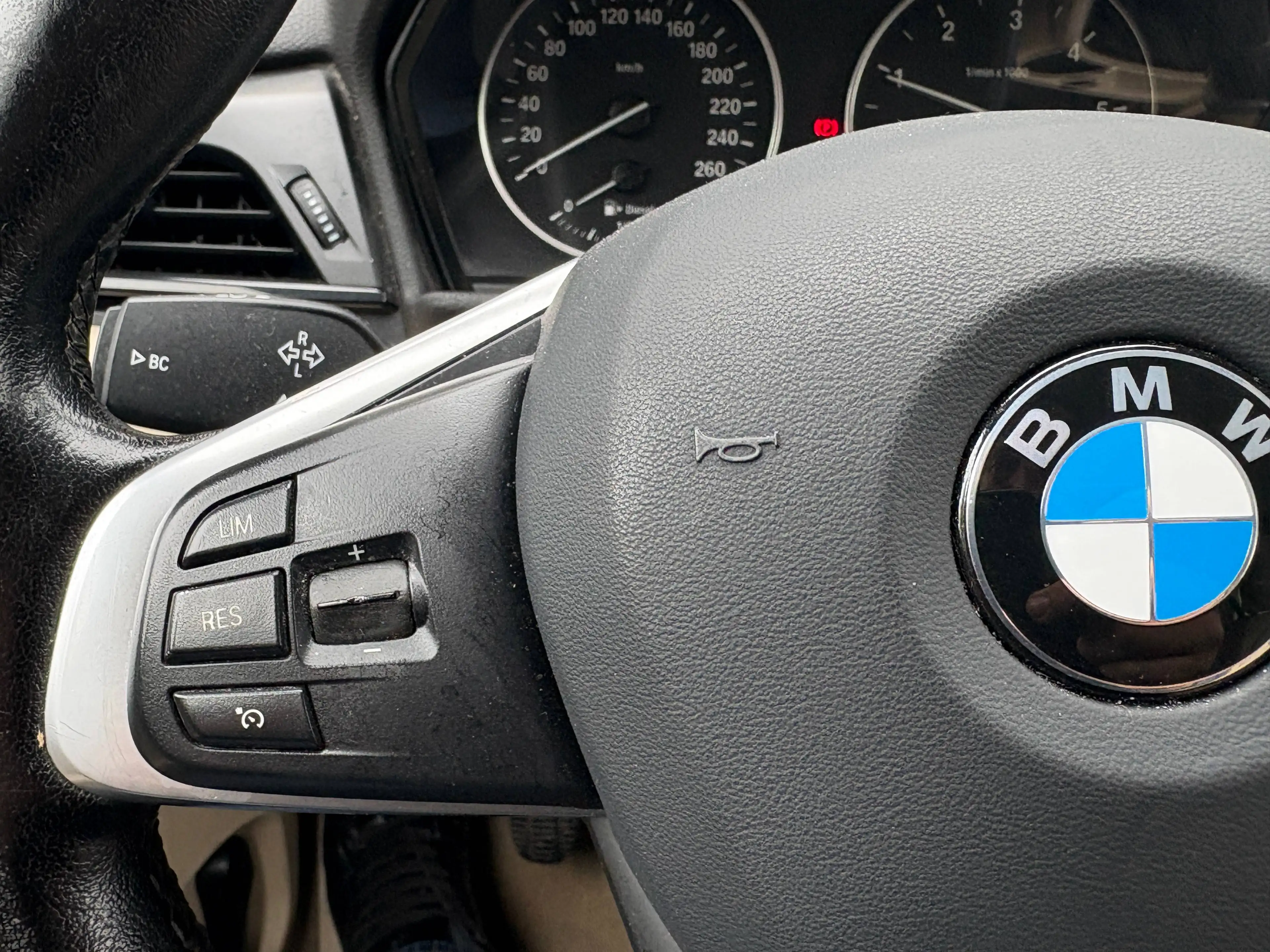 BMW 216 Gran Tourer 216 d — photo 14