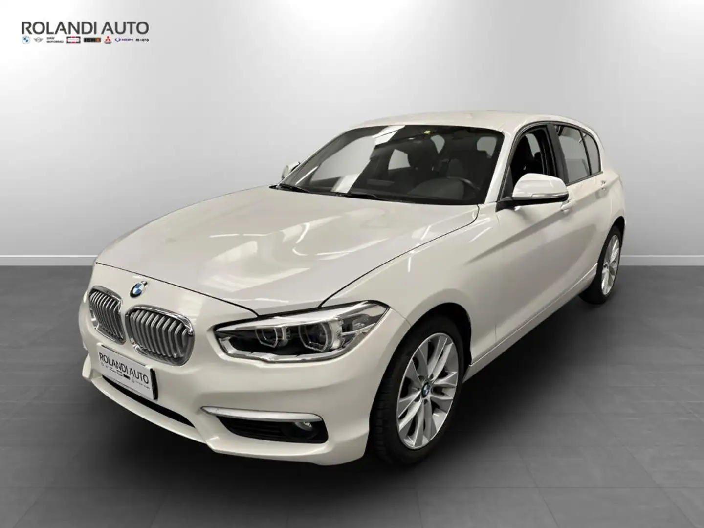 BMW 116 d Urban 5p Bianco - 1