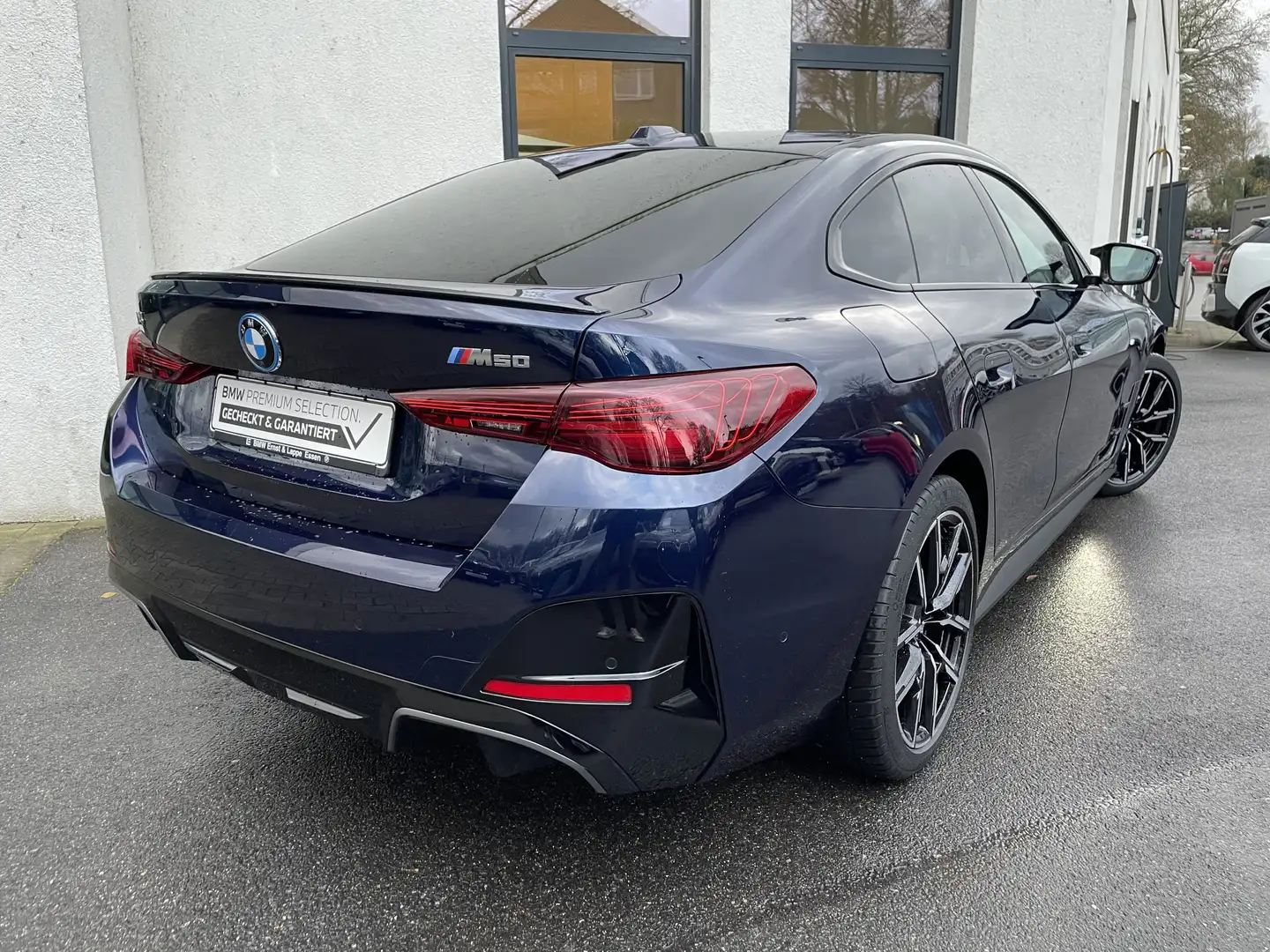 BMW i4 M50 xDrive M Sport Pro || AHK 360° DAProf Blauw - 2
