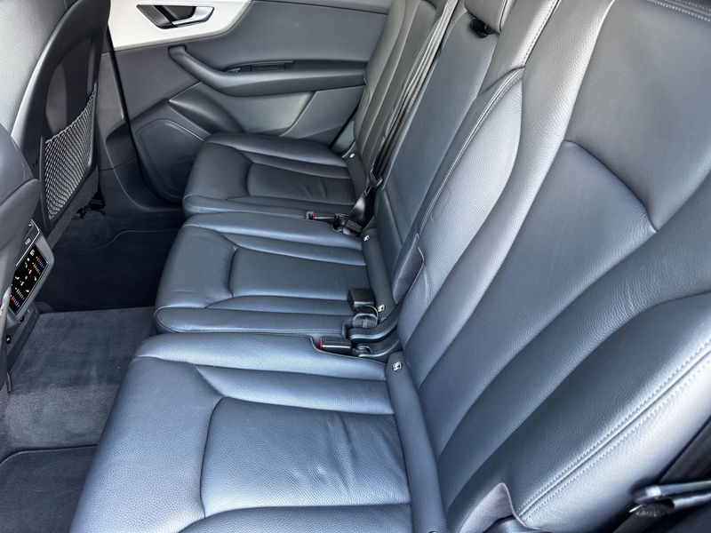 Audi Q7 Hybrid Diesel EURO6d distronic 7-Sitze 8xReife Scheckheft Anhängerkupplung 1.Hand Quattro — photo 14