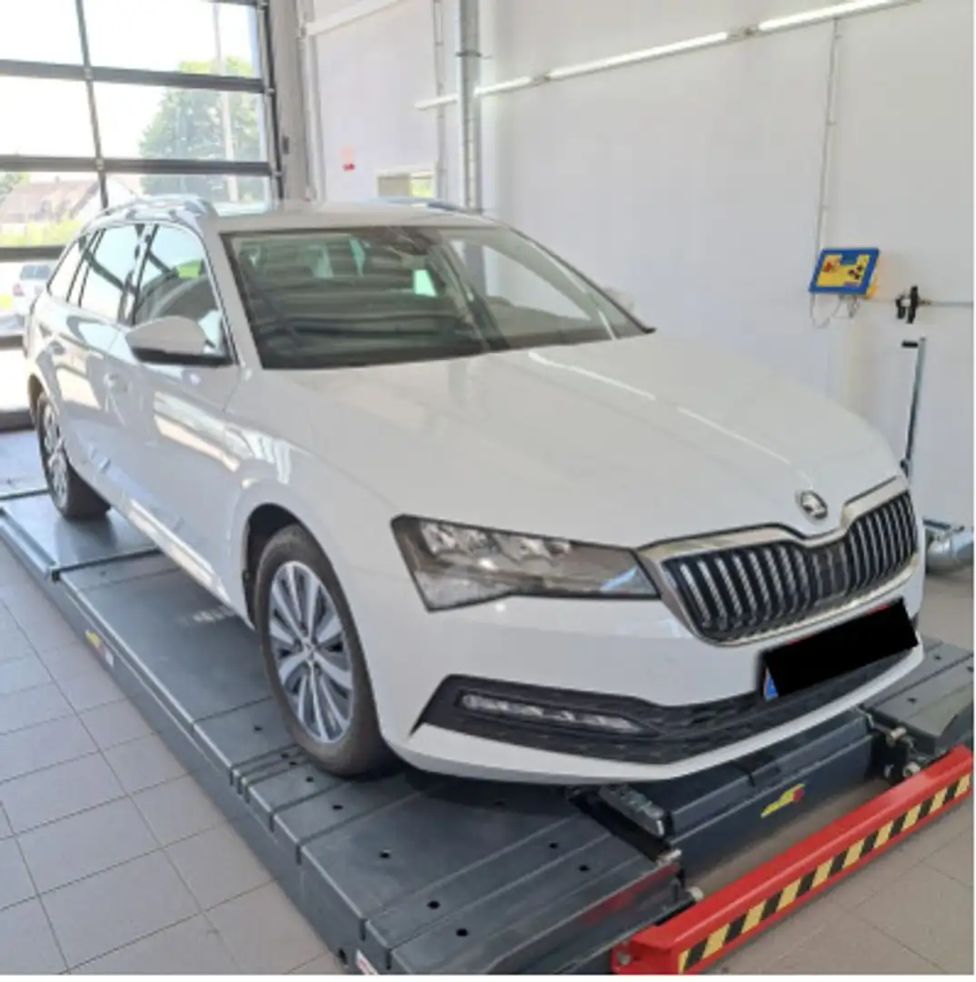 Skoda Superb Combi 2.0 TDI DSG Ambition | NAVI | Bianco - 2