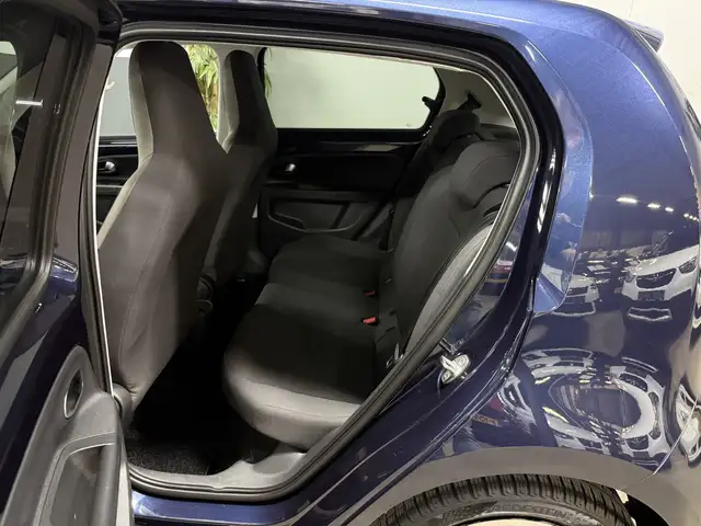 Volkswagen Up! view 11