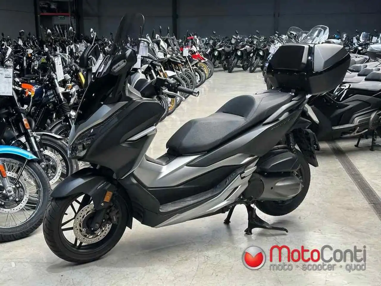 Honda Forza 300