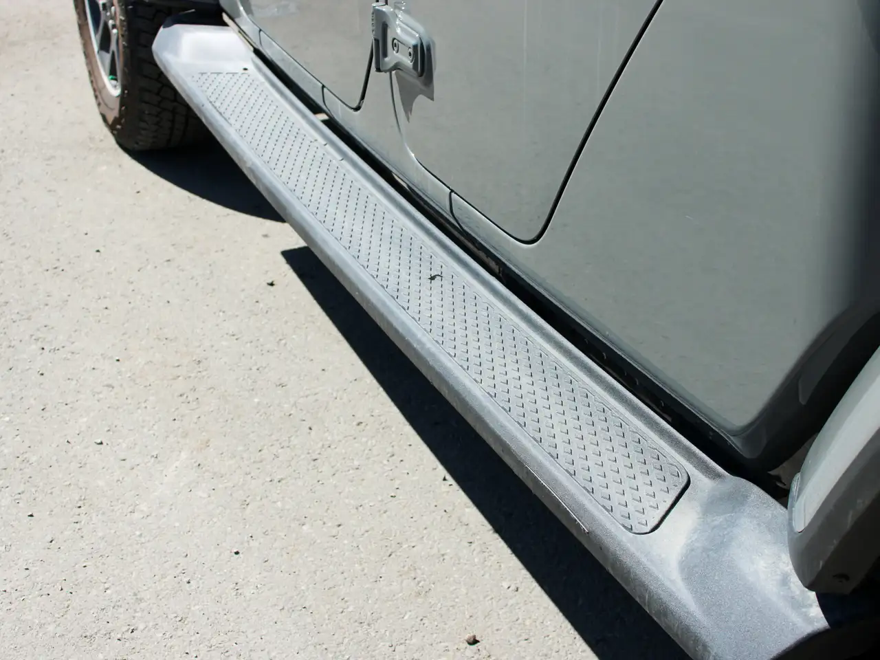 Jeep Gladiator photo Jeep Gladiator