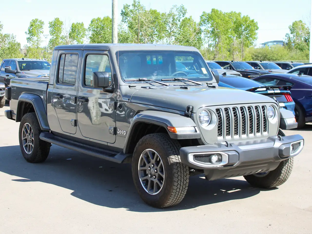 Jeep Gladiator photo Jeep Gladiator