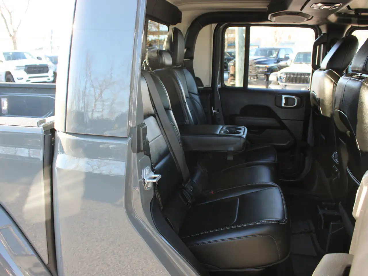 Jeep Gladiator photo Jeep Gladiator