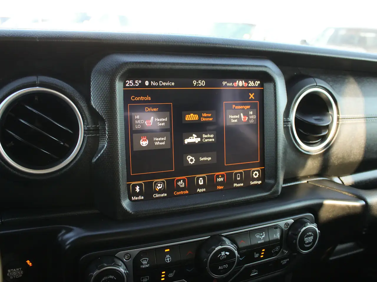 Jeep Gladiator photo Jeep Gladiator