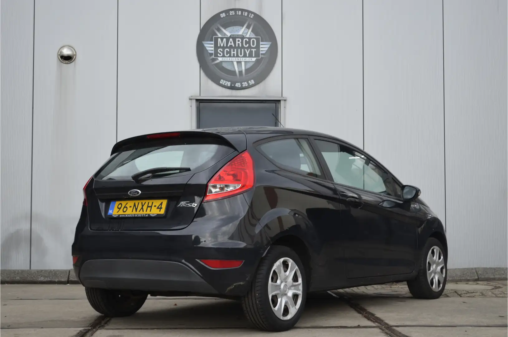 Ford Fiesta 1.25 Limited Negro - 2