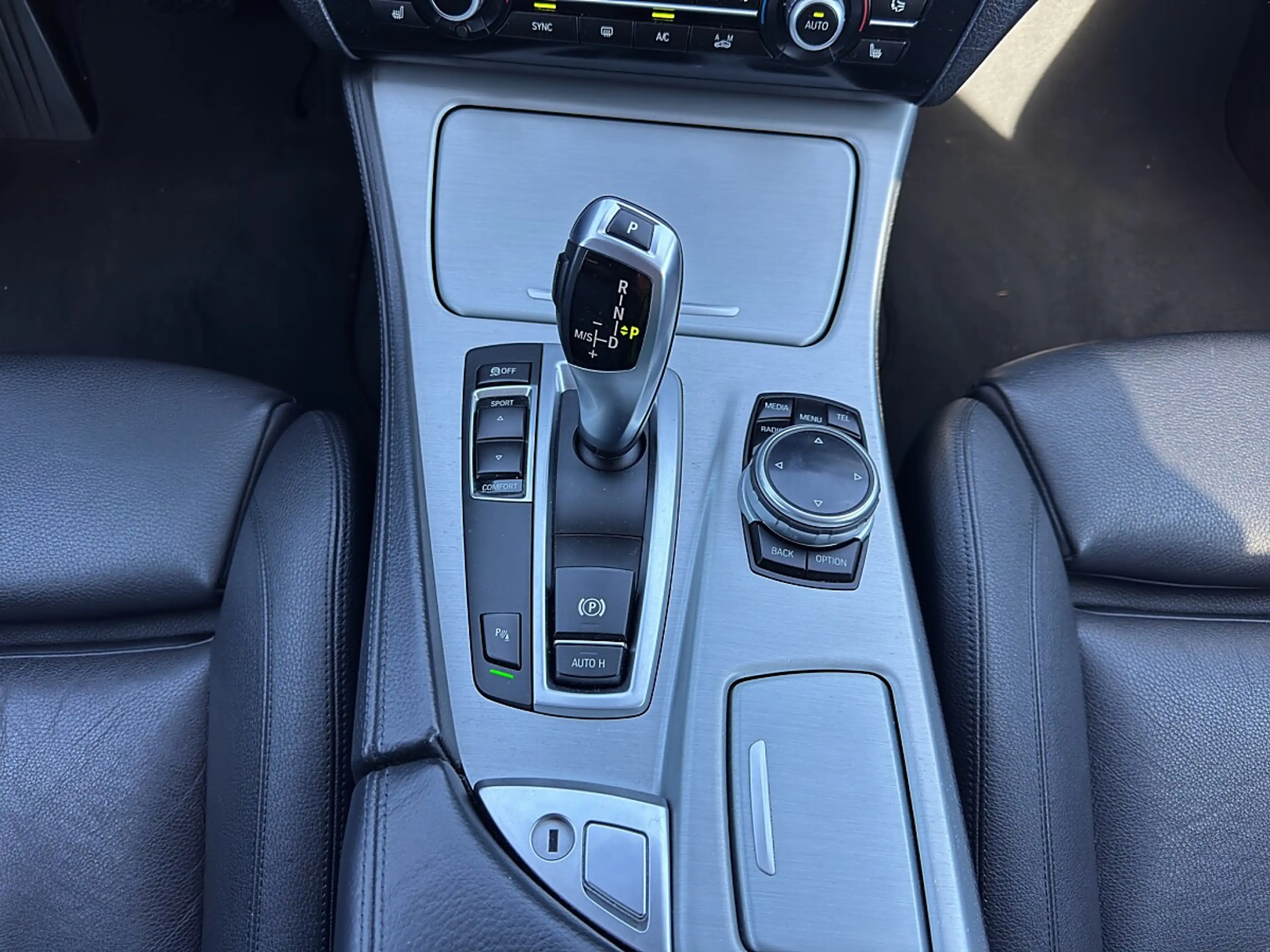 BMW 525 d — photo 15