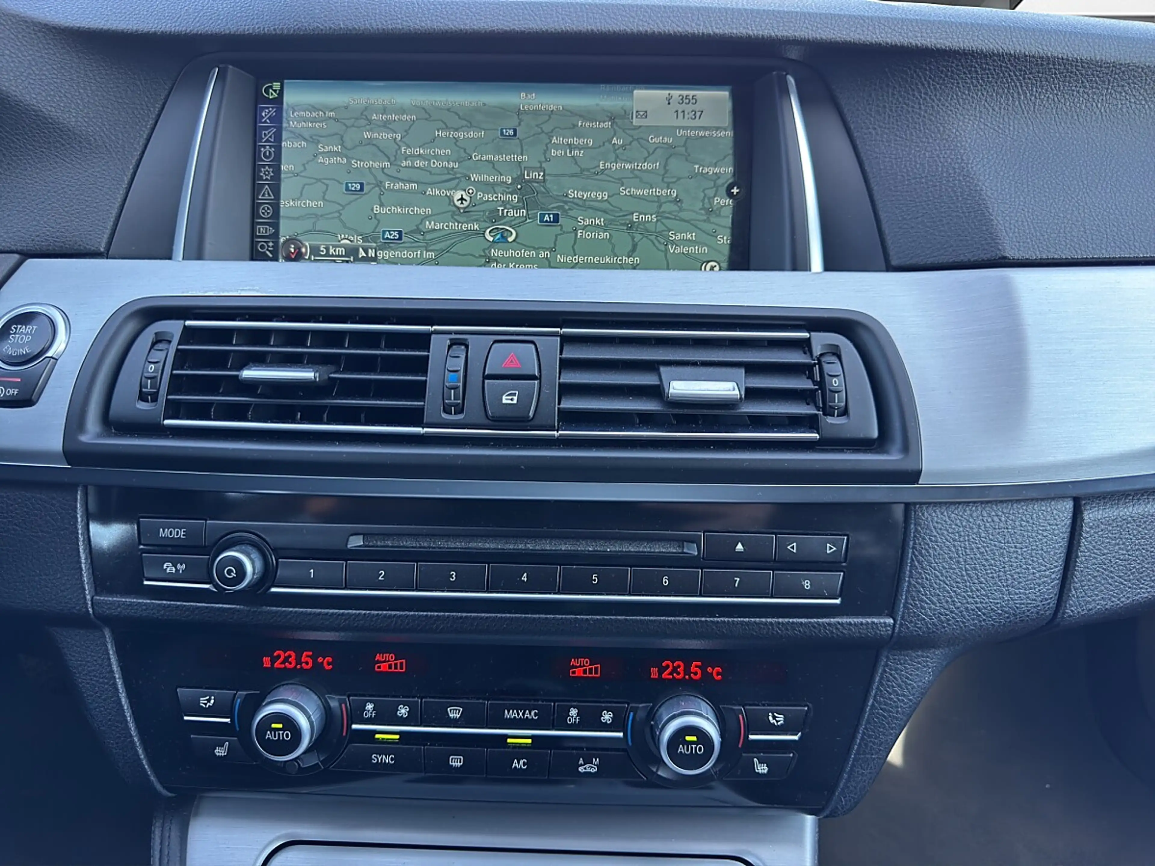 BMW 525 d — photo 14