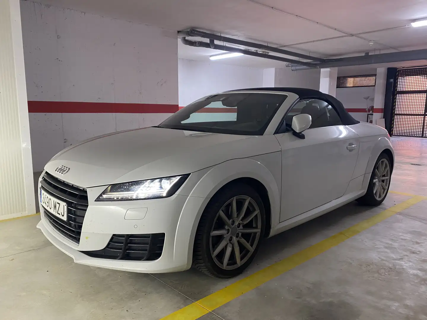 Audi TT Roadster 1.8 TFSI libro completo audi - 2