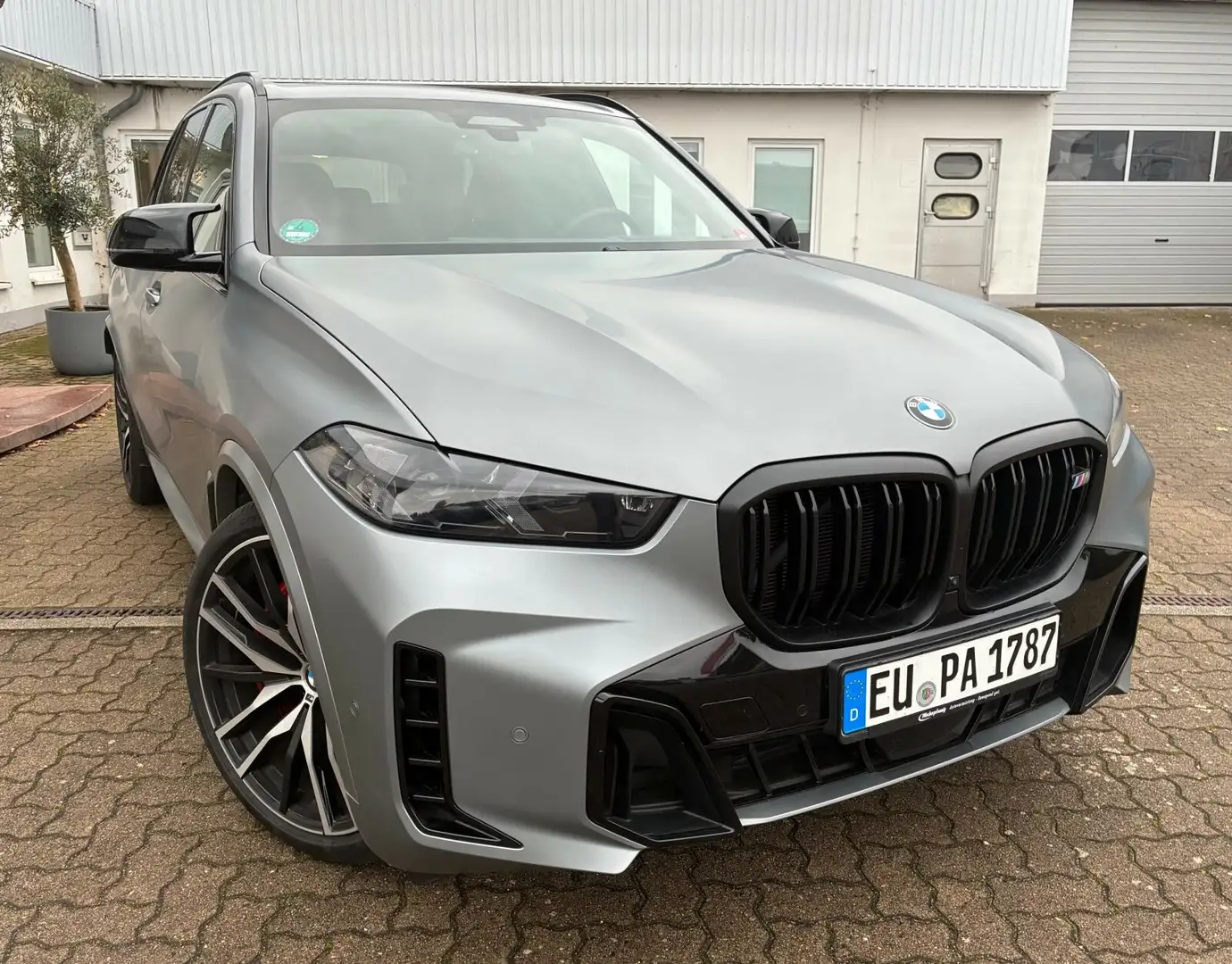 BMW X5 M60i M-Sport PRO LUFT*MASSAGE*PANO-SKY*B&W*22 Gris - 1