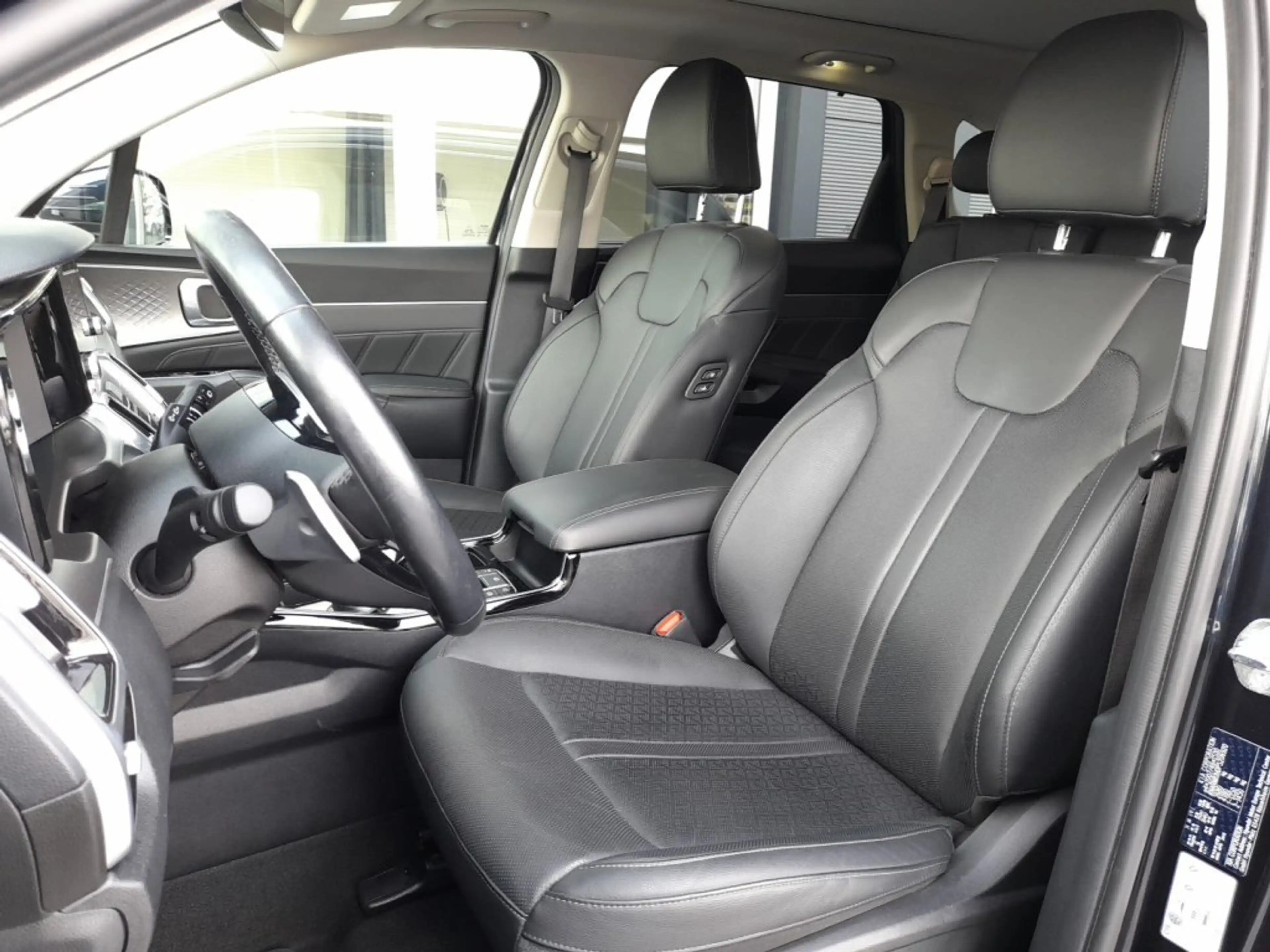 Kia Sorento DESIGN 4x4 PHEV Aut. *7 SITZE / SKY / VOLL LED & FLA  / NAVI / KAMERA / E-SITZE & MEMORY / BOSE* — photo 12