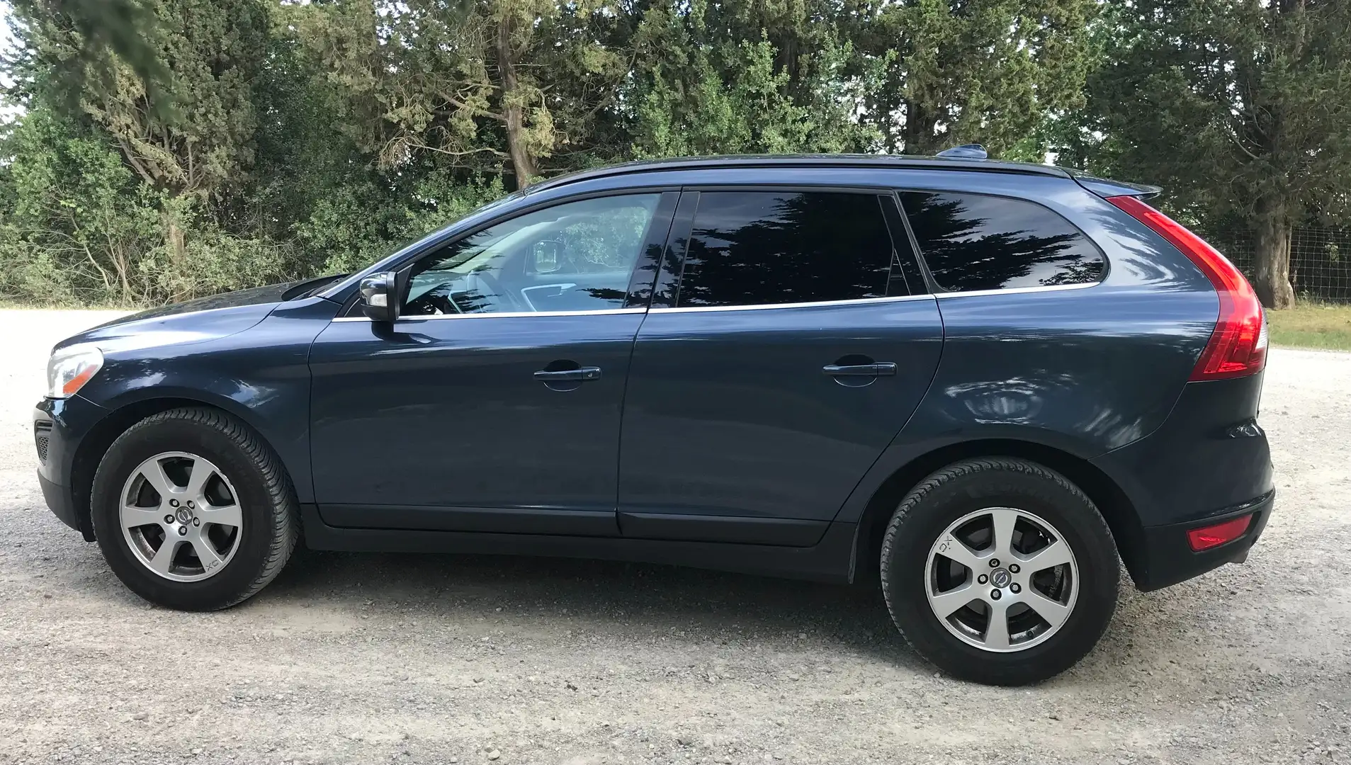 Volvo XC60 XC60 2.4 d4 (d3) Kinetic awd 163cv Blu/Azzurro - 2