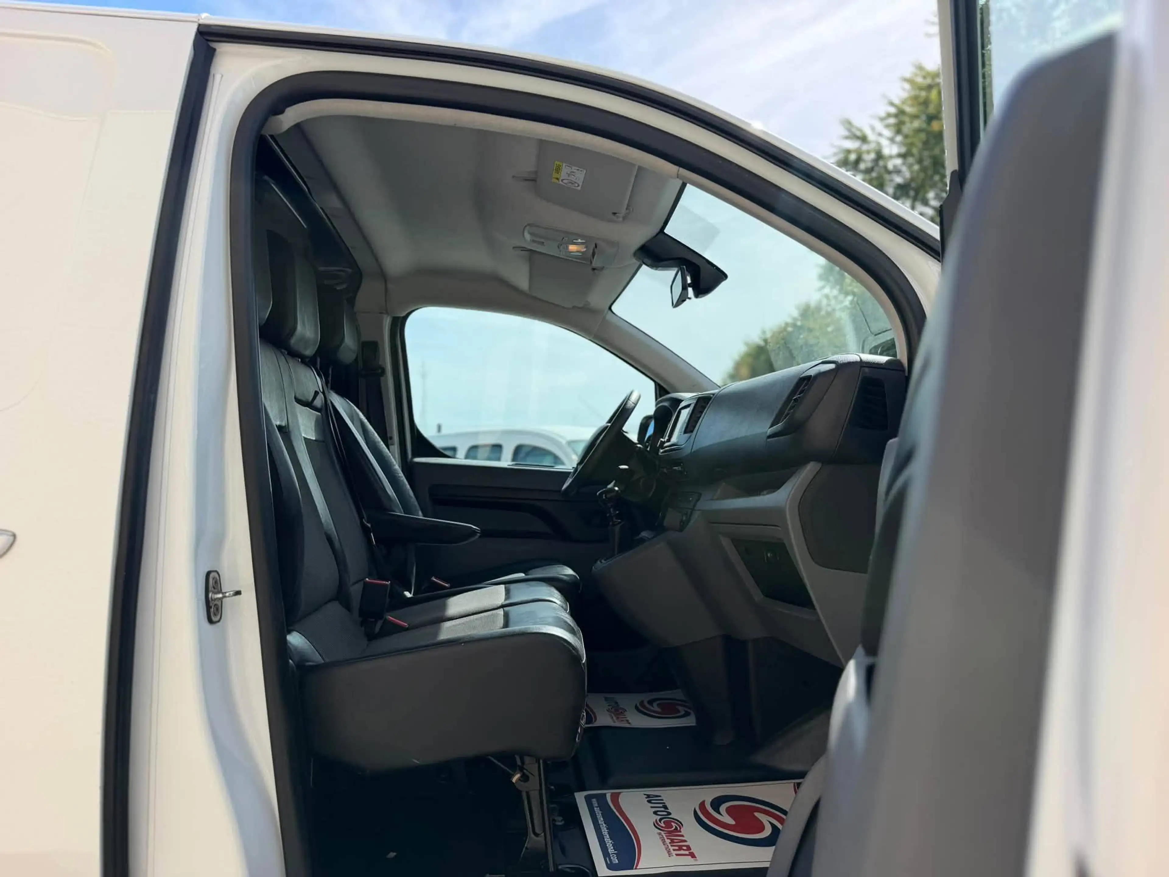 Opel Vivaro 2.0 TD L3H1 BInj. Innovation S/S (EU6.2) — photo 12