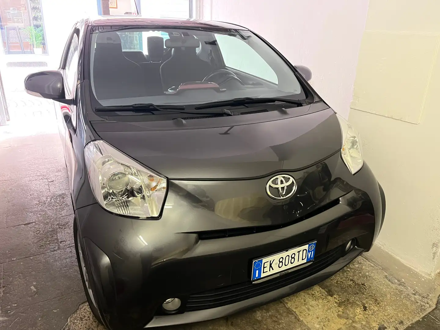 Toyota iQ iQ 1.0 cvt (multidrive) E5 Grigio - 1