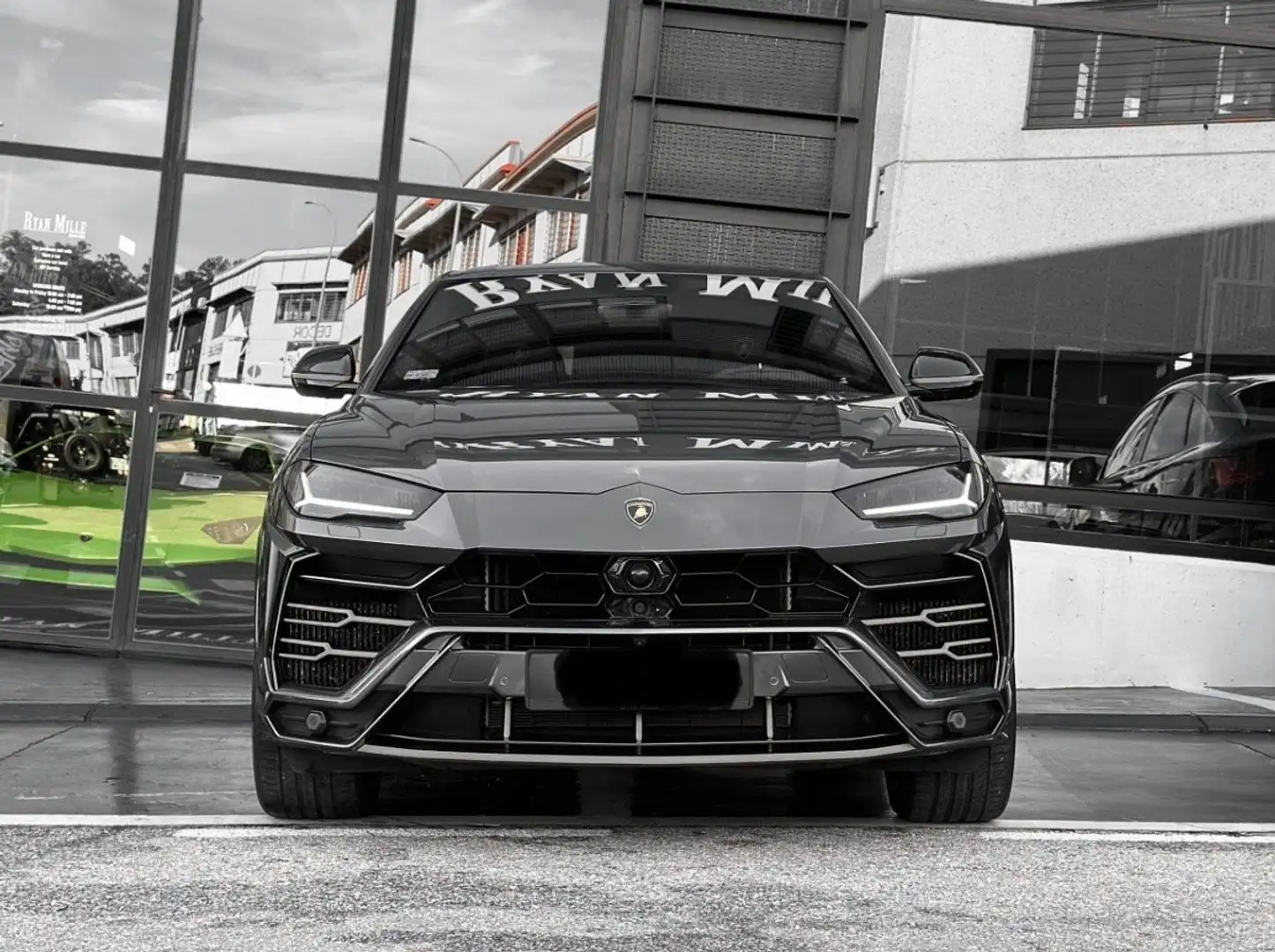 Lamborghini Urus S Серый - 2